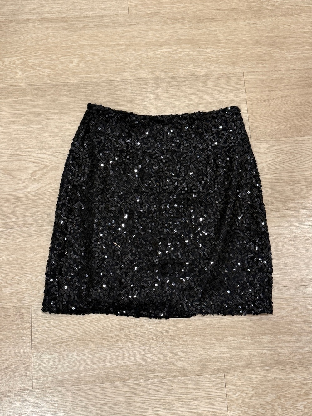 TAHARI Black Sequin Skirt Women Sz 8 Zip Back, Lined, Embellished Mesh